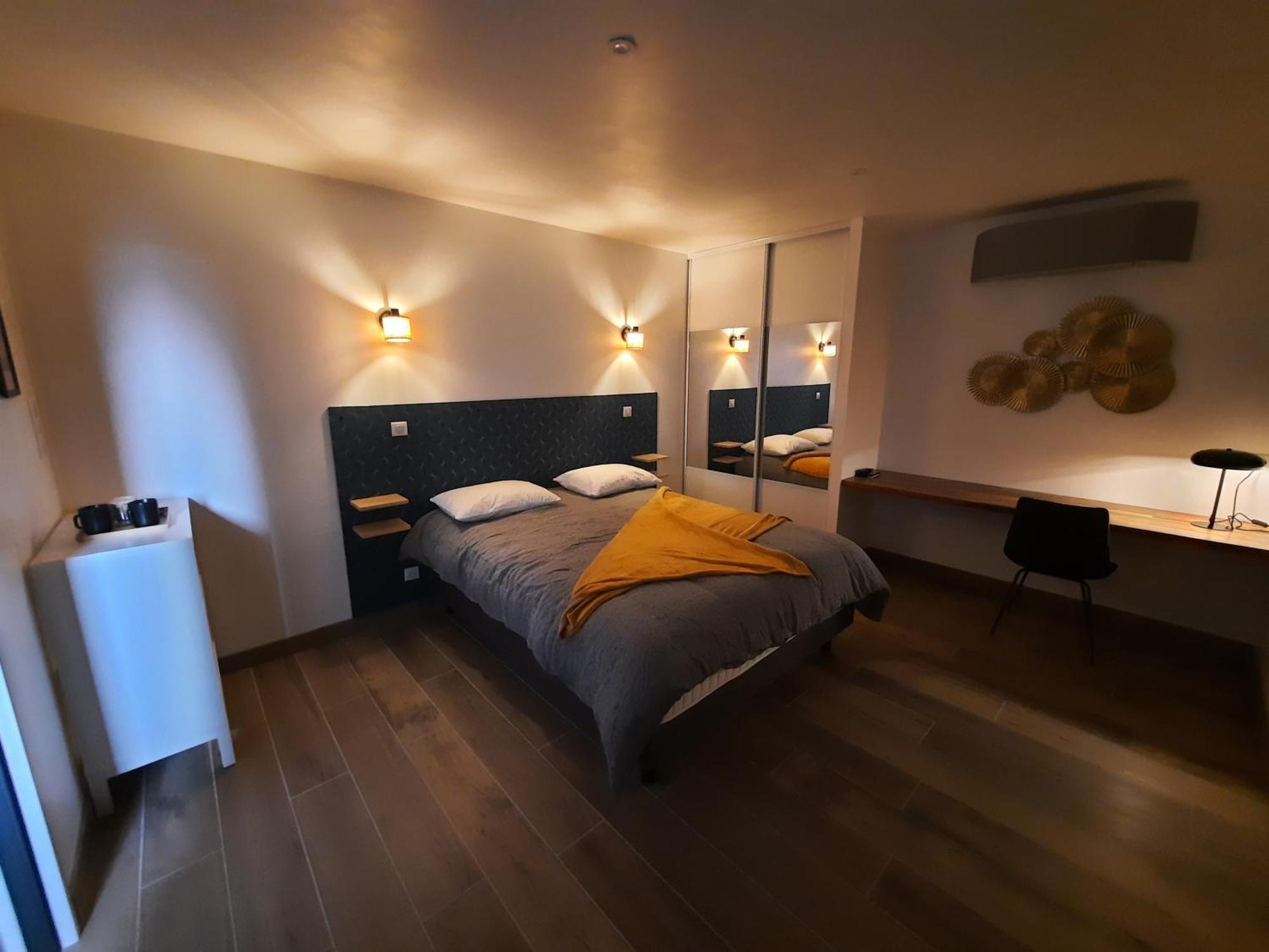 Petit Coin De Paradis, Calme Et Confort Garantie ! Chambre Independante Dans Une Dependance ! Montauban Ngoại thất bức ảnh